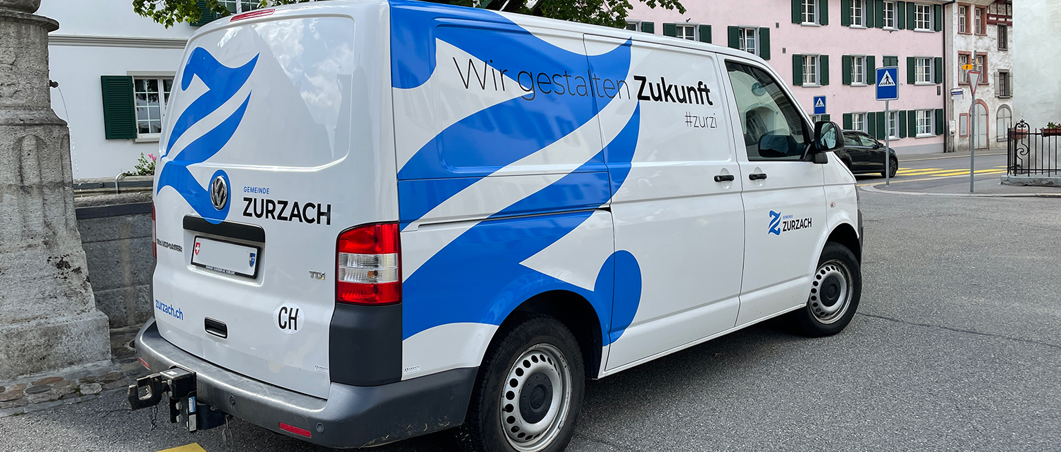 Auto beschriften lassen